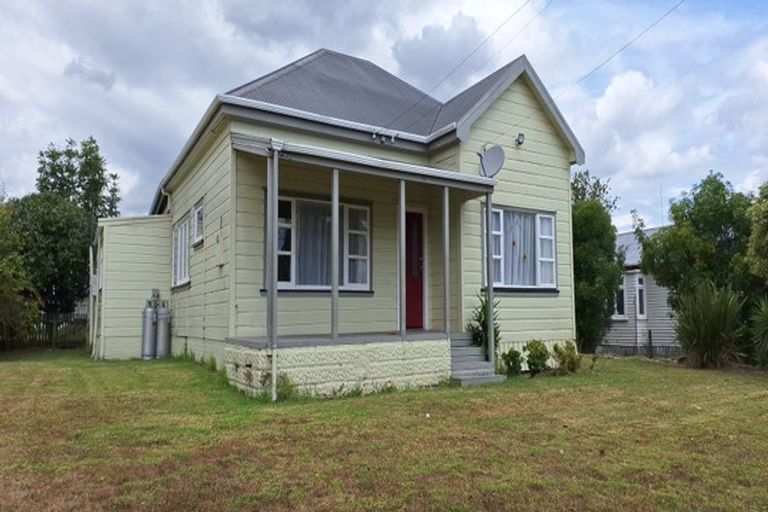 Photo of property in 140 Hakanoa Street, Huntly, 3700
