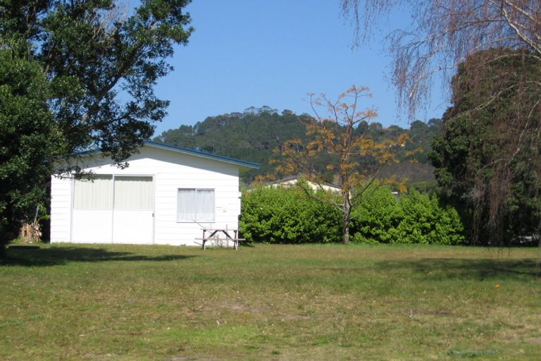 Photo of property in 82 Captain Cook Road, Cooks Beach, Whitianga, 3591