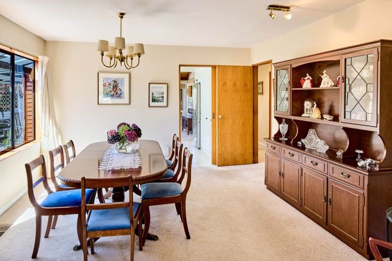 Photo of property in 2/70 Hautana Street, Woburn, Lower Hutt, 5010