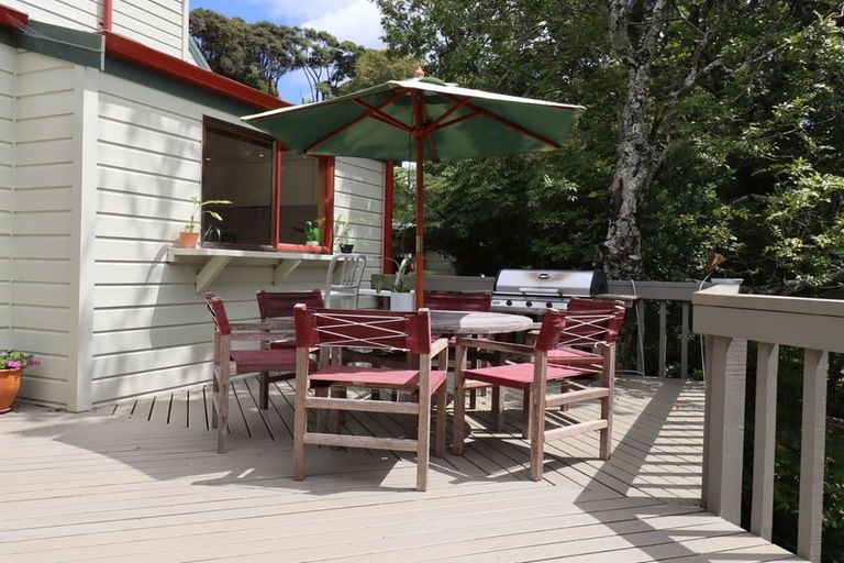 Photo of property in 28 Latitude Close, Whitby, Porirua, 5024