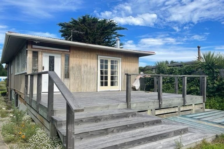 Photo of property in 34 Rotten Row, Waikuku Beach, 7473