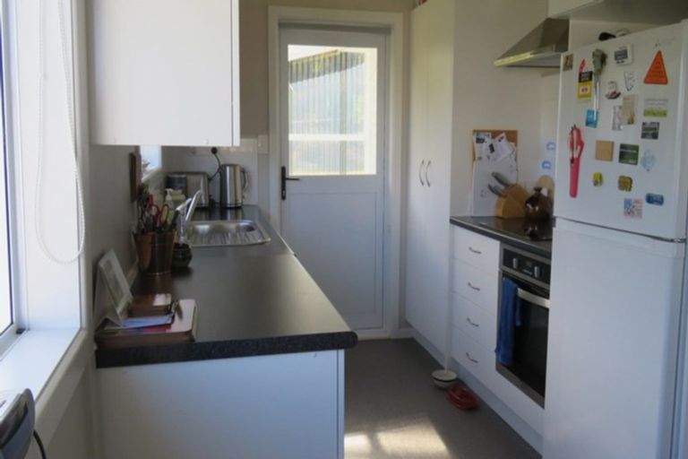 Photo of property in 15 Ferry Street, Foxton Beach, Foxton, 4815