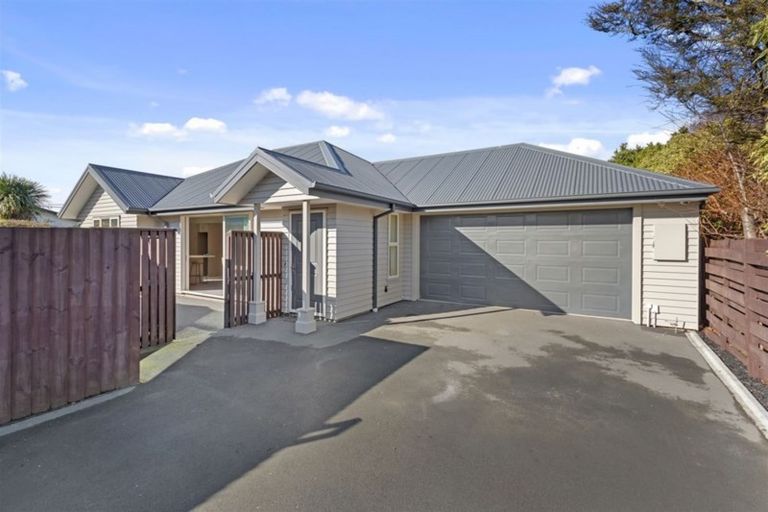 Photo of property in 72a Somerfield Street, Somerfield, Christchurch, 8024
