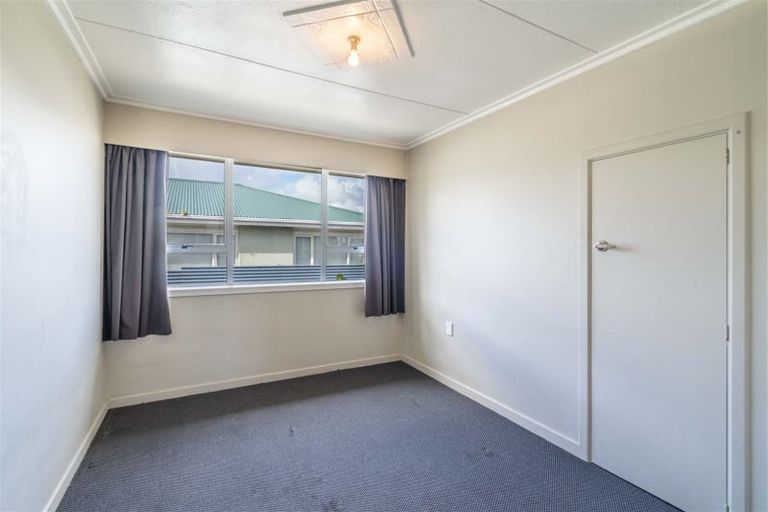 Photo of property in 94 Martin Street, Strathern, Invercargill, 9812