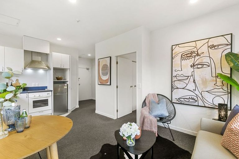 Photo of property in Terrace Tower Apartments, 1f/126 The Terrace, Wellington Central, Wellington, 6011