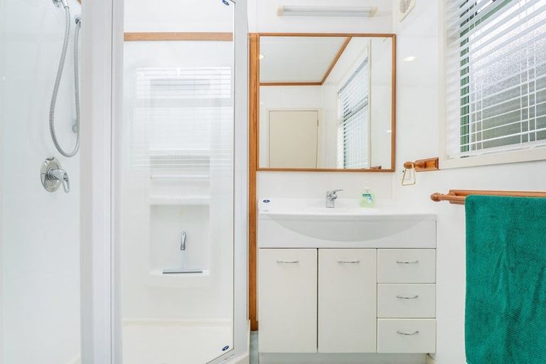 Photo of property in 7 Martin Place, Cooks Beach, Whitianga, 3591