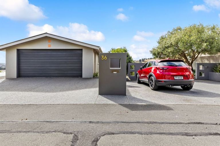 Photo of property in 36 Millhill Lane, Huntsbury, Christchurch, 8022