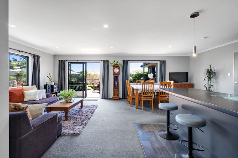 Photo of property in 20a Estate Grove, Inglewood, 4330