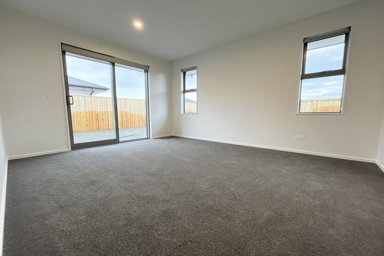 Photo of property in 31 Chartreuse Way, Rolleston, 7614