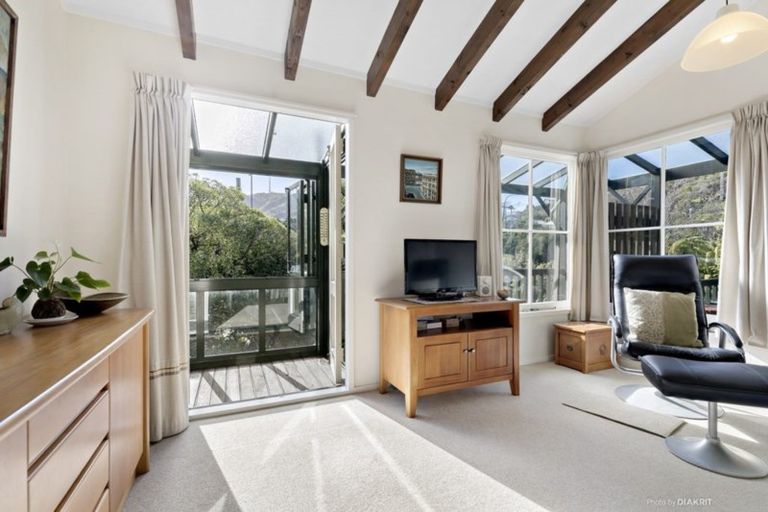 Photo of property in 11 Waikowhai Street, Ngaio, Wellington, 6035