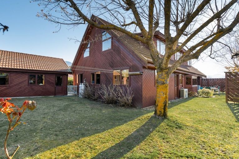 Photo of property in 127 Hunter Crescent, Wanaka, 9305