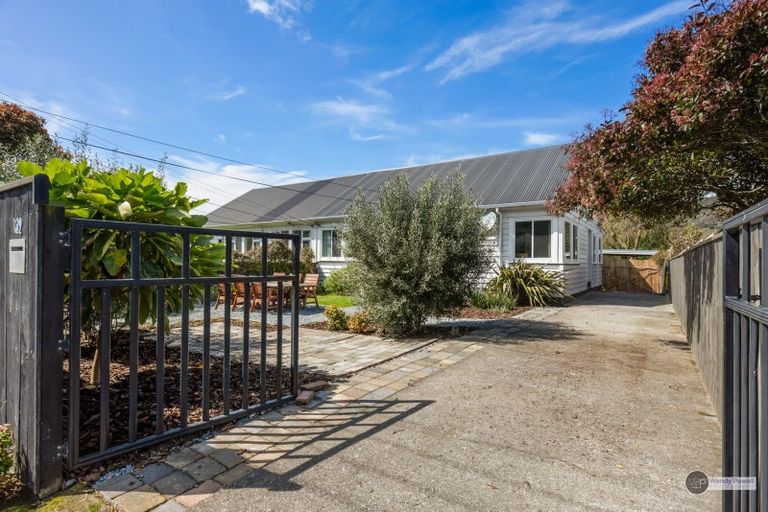 Photo of property in 132 Reynolds Street, Taita, Lower Hutt, 5011