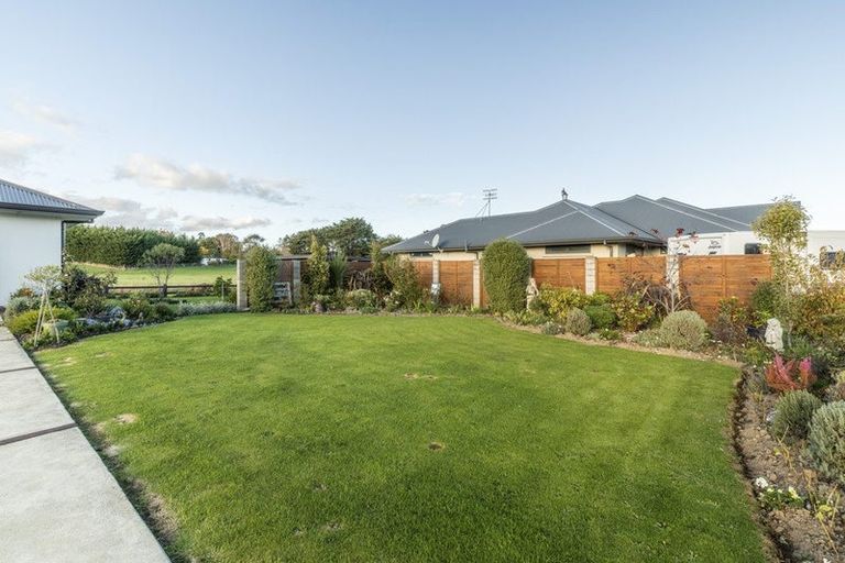 Photo of property in 10 Hanalin Drive, Marton, 4710