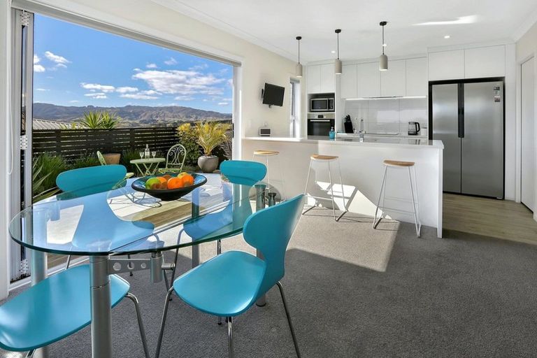 Photo of property in 146 Endeavour Drive, Whitby, Porirua, 5024