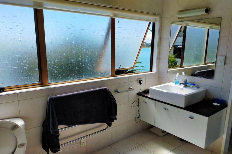 Photo of property in 63 Norwood Road, Bayswater, Auckland, 0622