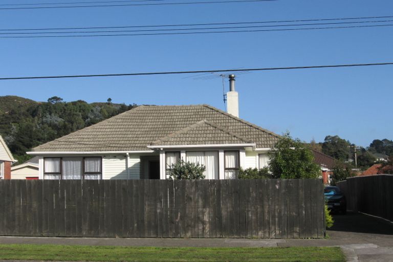 Photo of property in 60 Seddon Street, Naenae, Lower Hutt, 5011