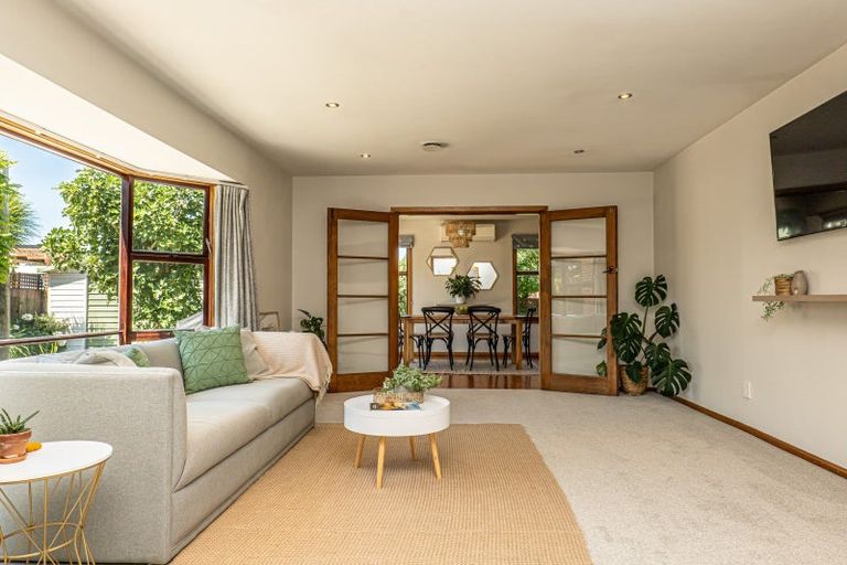 Photo of property in 44 Sevenoaks Drive, Bryndwr, Christchurch, 8053