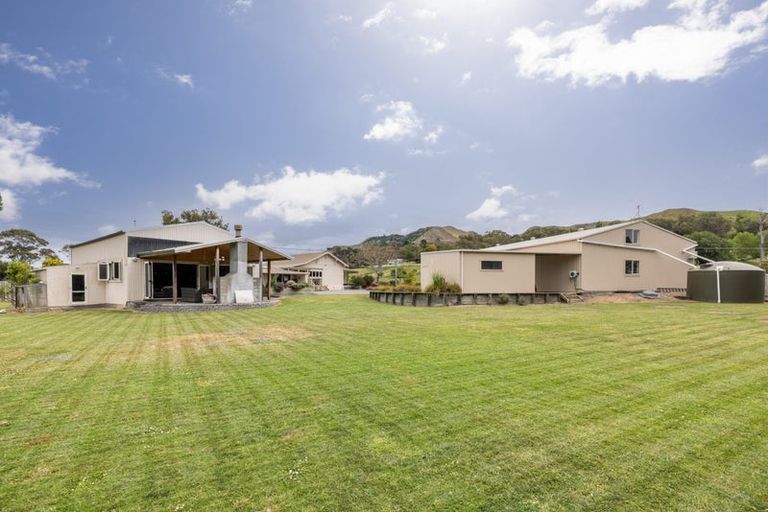 Photo of property in 2195 Waimarama Road, Waimarama, Havelock North, 4294