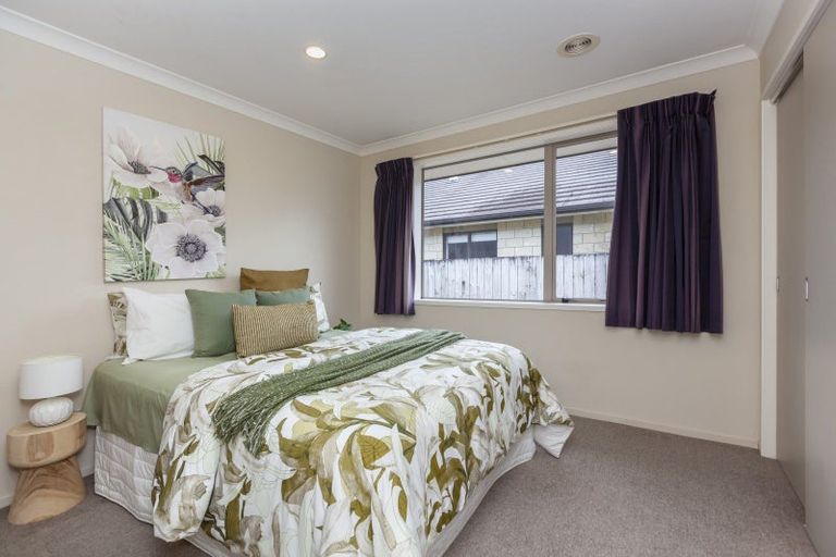 Photo of property in 9 Hulme Way, Raumati Beach, Paraparaumu, 5032