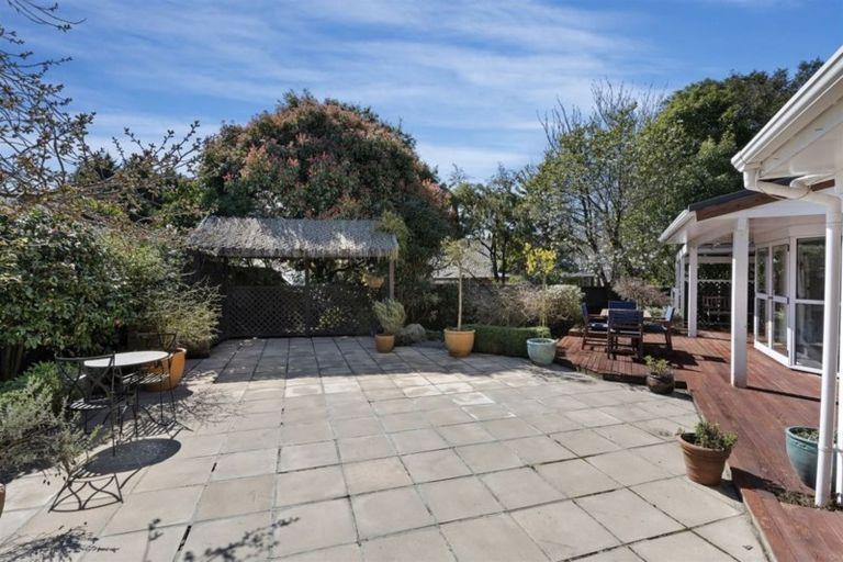 Photo of property in 54 Arlington Street, Burnside, Christchurch, 8053