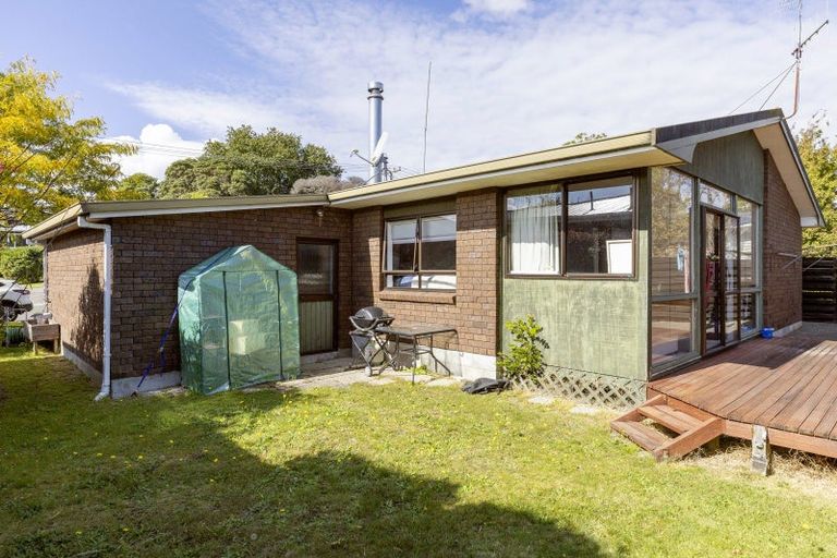Photo of property in 1/19 Chesham Avenue, Waipahihi, Taupo, 3330