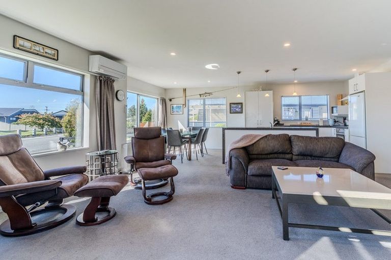 Photo of property in 7 Rhoboro Road, Twizel, 7901