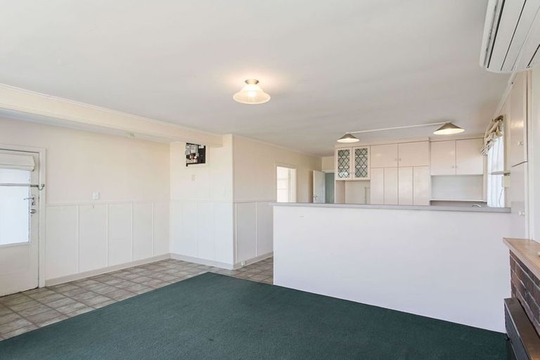 Photo of property in 103 Bassett Street, Burwood, Christchurch, 8083