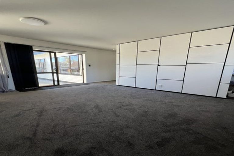 Photo of property in 69 Coopers Road, Dallington, Christchurch, 8061