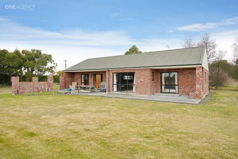 Photo of property in 2555 South Eyre Road, Eyrewell, Rangiora, 7476