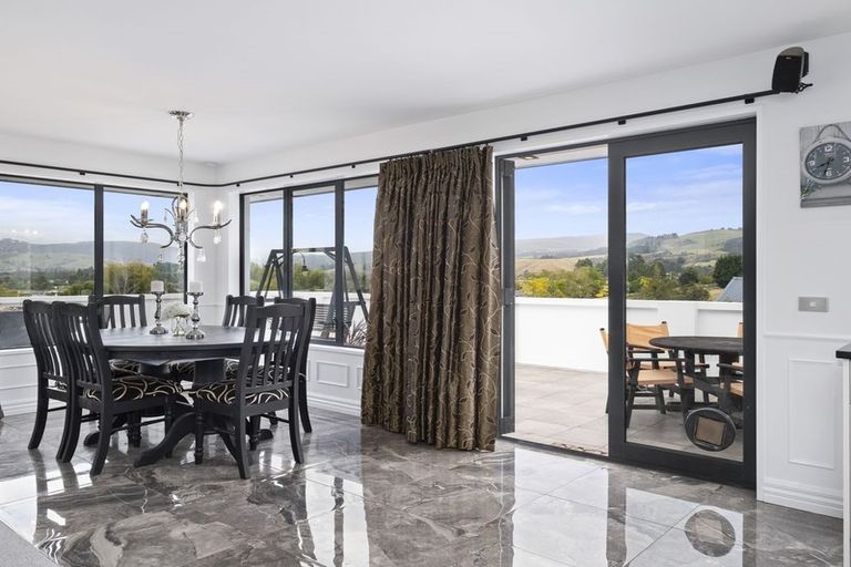 Photo of property in 214 Gladstone Road North, Mosgiel, 9024