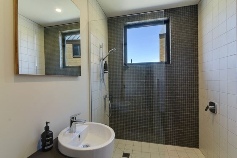 Photo of property in 96 Jacks Point Rise, Jacks Point, Queenstown, 9371