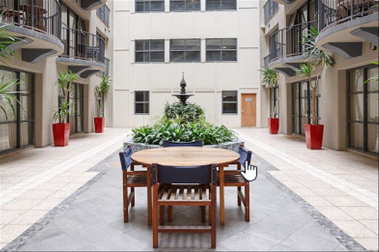 Photo of property in Atrium Towers, 4h/154 The Terrace, Wellington Central, Wellington, 6011