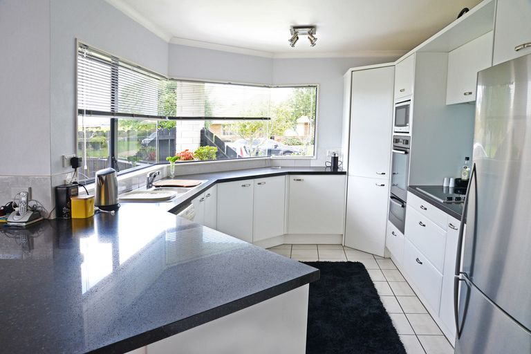 Photo of property in 2 Flora Place, Wattle Downs, Auckland, 2103