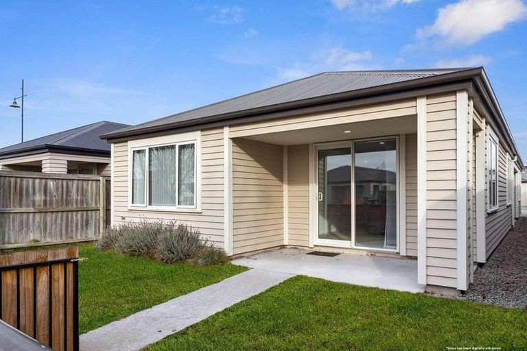 Photo of property in 3 Pounamu Place, Pegasus, 7612