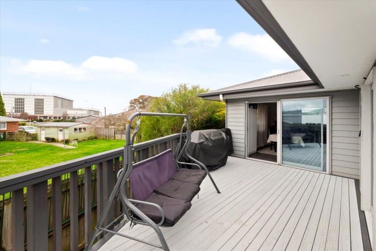 Photo of property in 9b Donovan Street, Te Puke, 3119