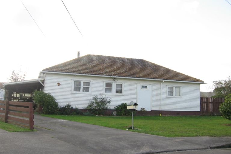 Photo of property in 8 Taylor Avenue, Feilding, 4702