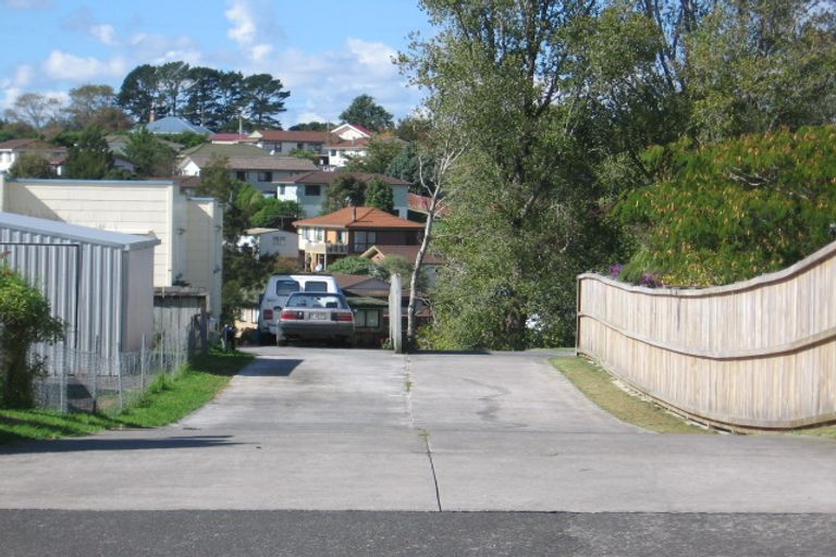 Photo of property in 96 Chislehurst Street, Henderson, Auckland, 0612