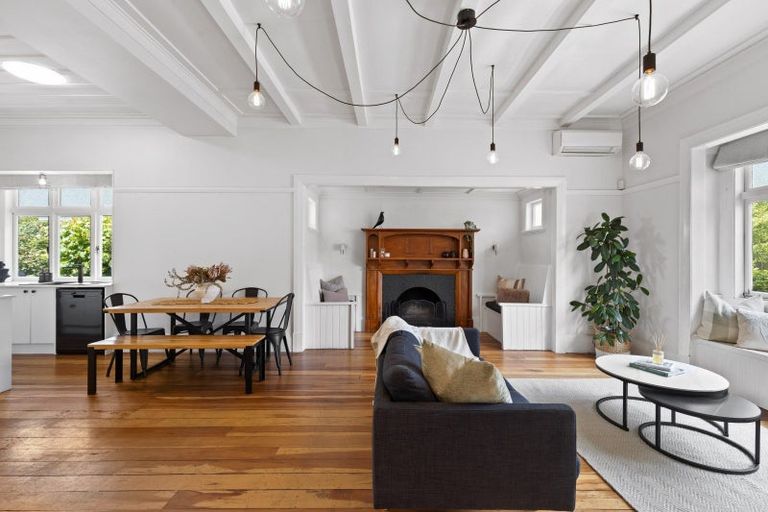 Photo of property in 932 Heaphy Terrace, Fairfield, Hamilton, 3214