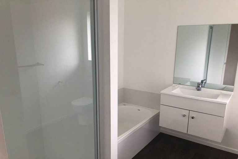 Photo of property in 22a Domain Street, Waiuku, 2123