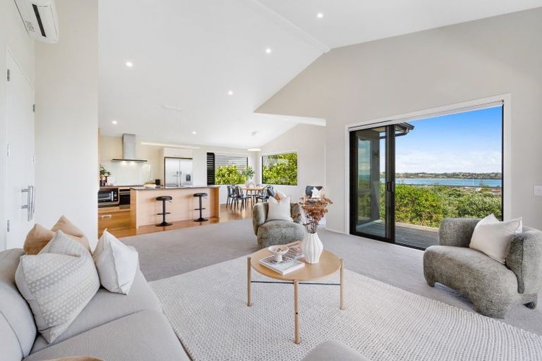 Photo of property in 32c Devon Road, Bucklands Beach, Auckland, 2012