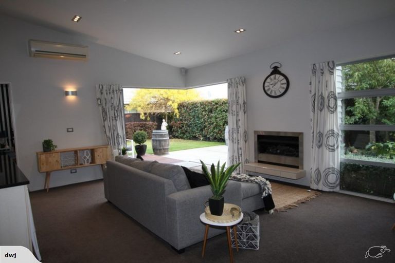Photo of property in 28 Armour Place, Halswell, Christchurch, 8025
