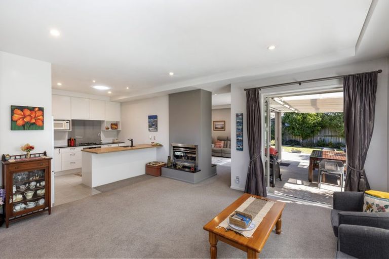 Photo of property in 35 Brookfield Drive, Northwood, Christchurch, 8051