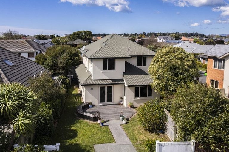 Photo of property in 56 Blue Gum Place, New Brighton, Christchurch, 8083