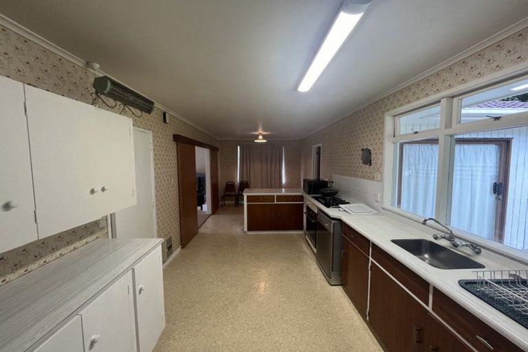 Photo of property in 26 Awaruku Road, Torbay, Auckland, 0630