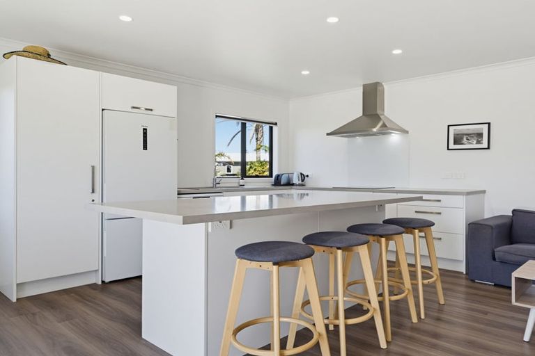 Photo of property in 113 Kelly Jade Avenue, Matarangi, Whitianga, 3592