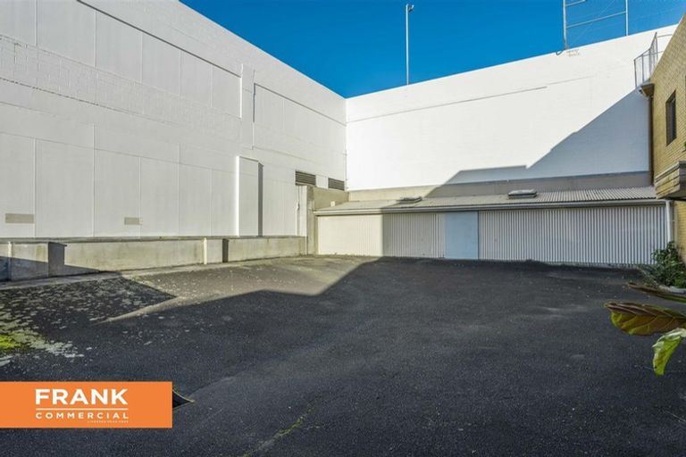 Photo of property in 138 Great South Road, Takanini, 2112