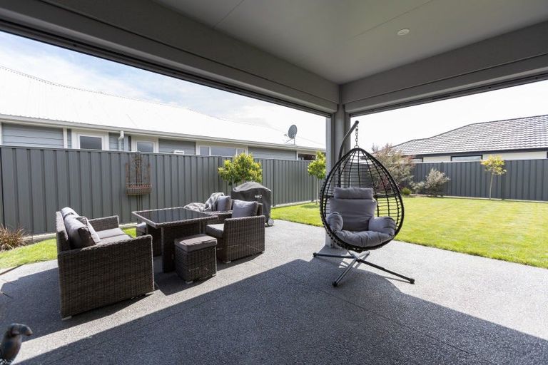 Photo of property in 12 Ruahine Road, Poraiti, Napier, 4112