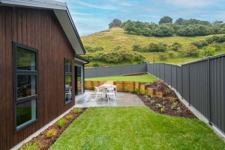 Photo of property in 63 Oak Road, Poraiti, Napier, 4112