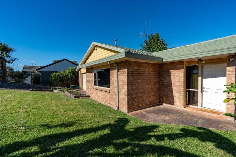 Photo of property in 215 Pukete Road, Pukete, Hamilton, 3200