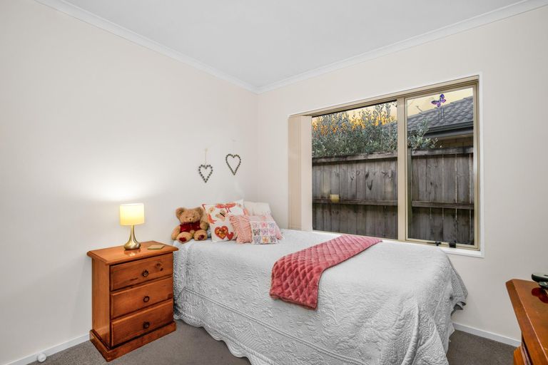 Photo of property in 24 Stellata Court, Randwick Park, Auckland, 2105